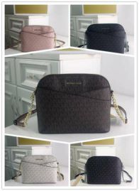 Picture of Michael Kors Lady Handbags _SKUfw110504730fw